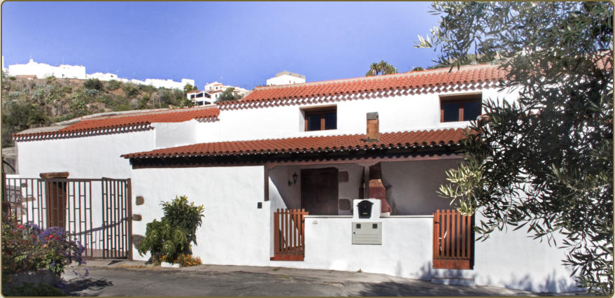 Fachada de las casas rurales La Abuela Celia