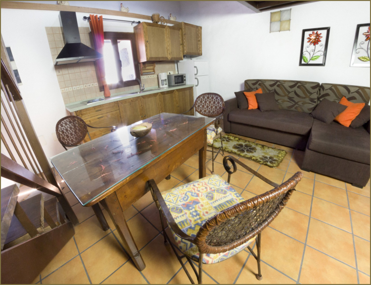 Vivienda 1 – Salón cocina equipado